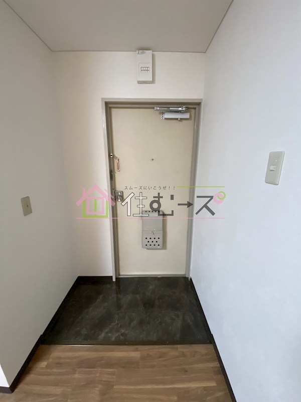 玉造クローバーハイツ 玄関