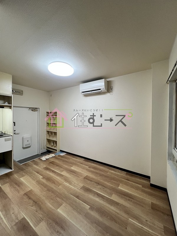 CT国際弁天町 リビング