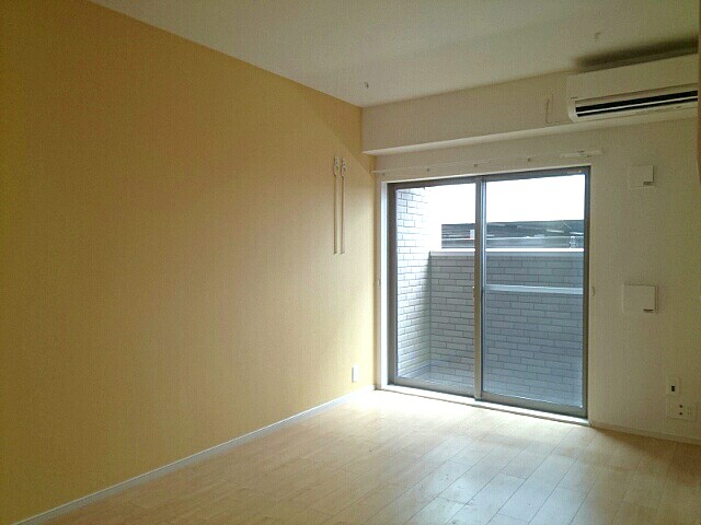 ラ・ルーチェ リビング