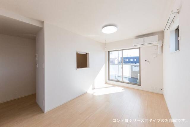 アネラ リビング