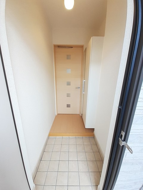 リビエスタⅡ 玄関