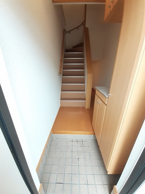 エアリーＢ棟 玄関