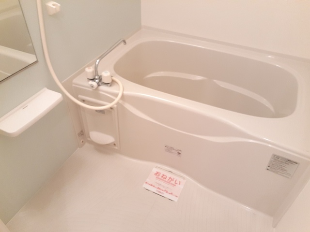 ヴィラ　カレント　ウエスト 風呂画像