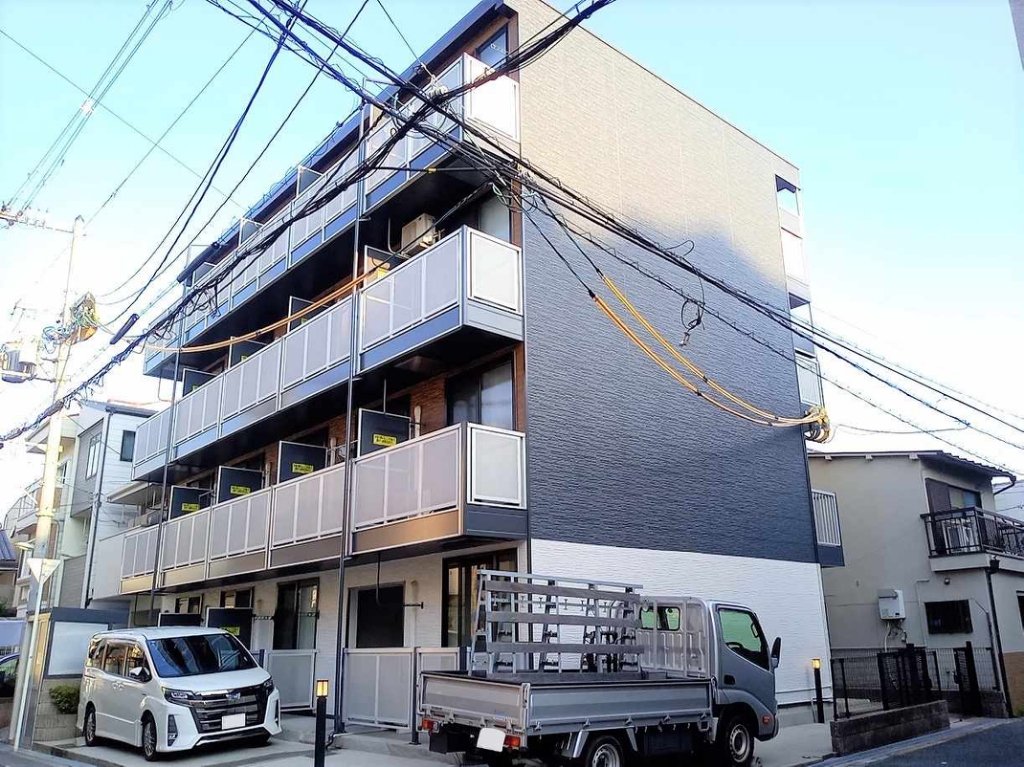 レオパレスタウンコート昭和町 外観