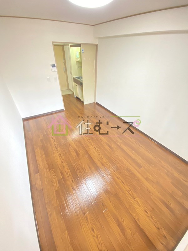 グランシャトー田辺 リビング