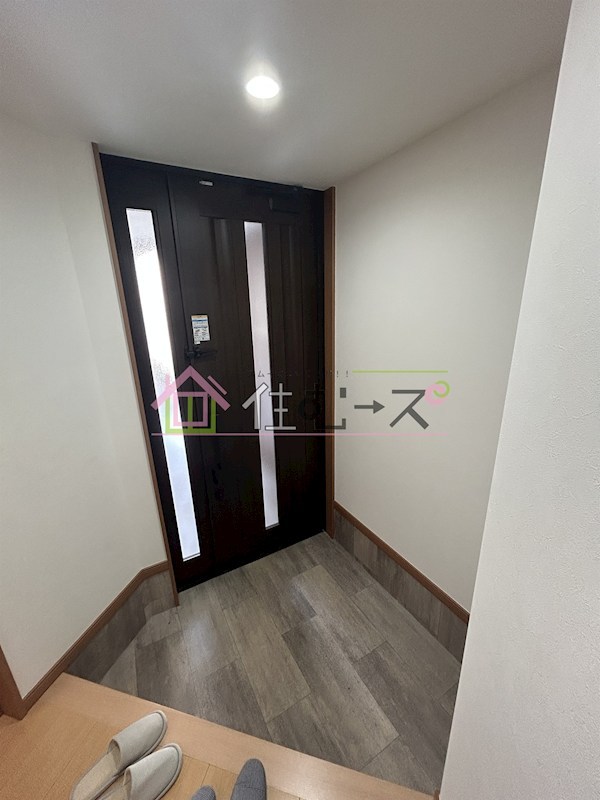 駒川連棟東角 玄関