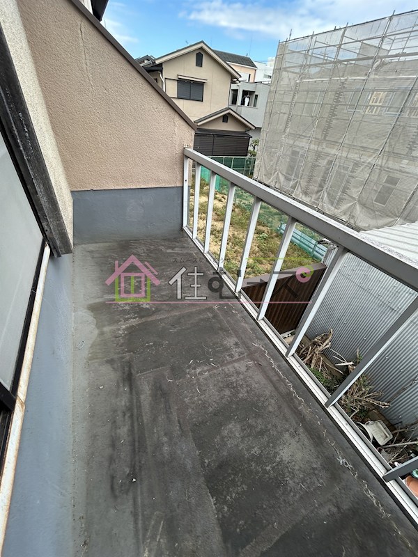 今川連棟西端 ベランダ