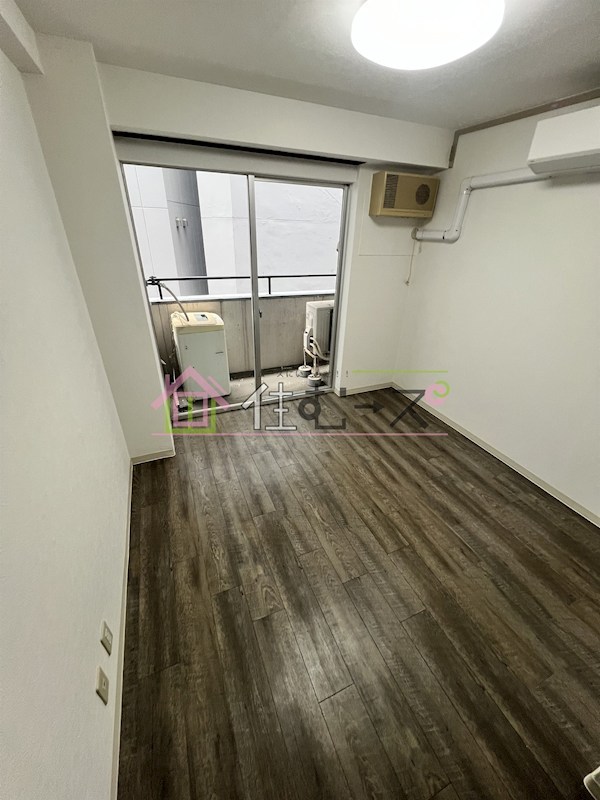 ビジネス新大阪 ベッドルーム