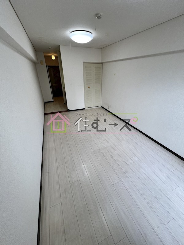 コボリマンション新大阪 リビング