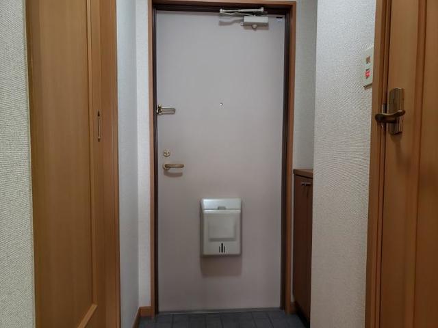 サニー・ヴィラ 玄関