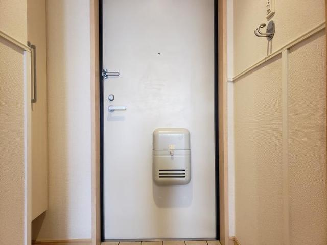 メゾンラフィネ 玄関