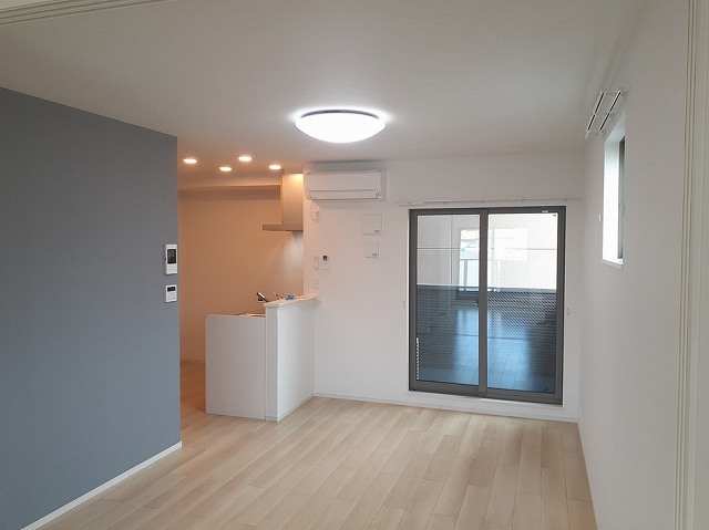 プラシード上泉 リビング