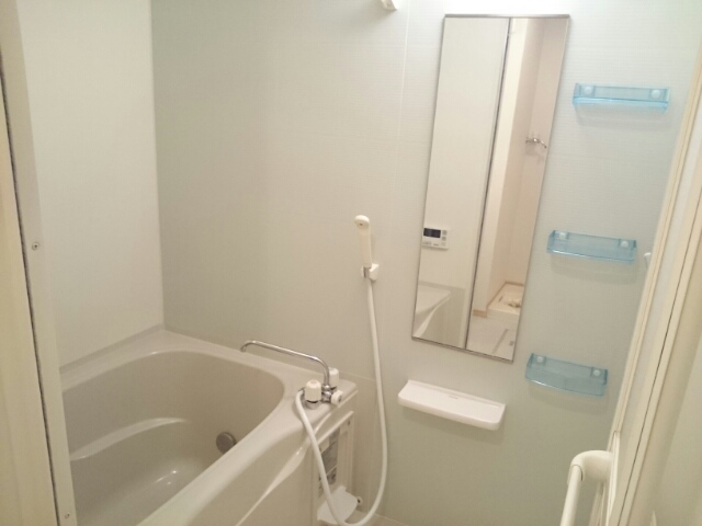 サニ－クレ－ルＢ棟 風呂画像