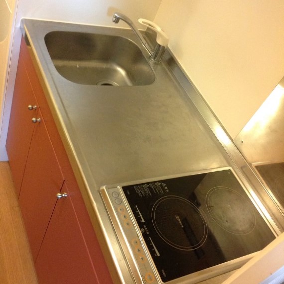 レオパレスカリオストロ キッチン