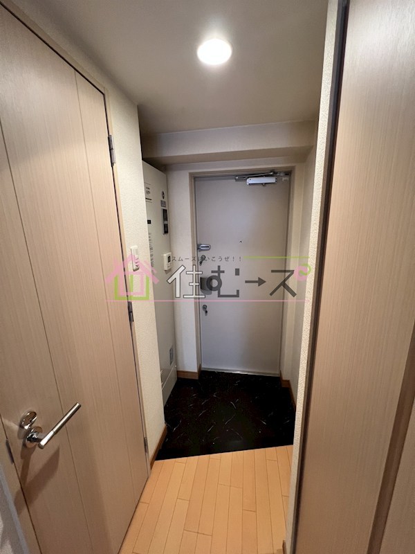 アドバンス新大阪シティライフⅡ 玄関