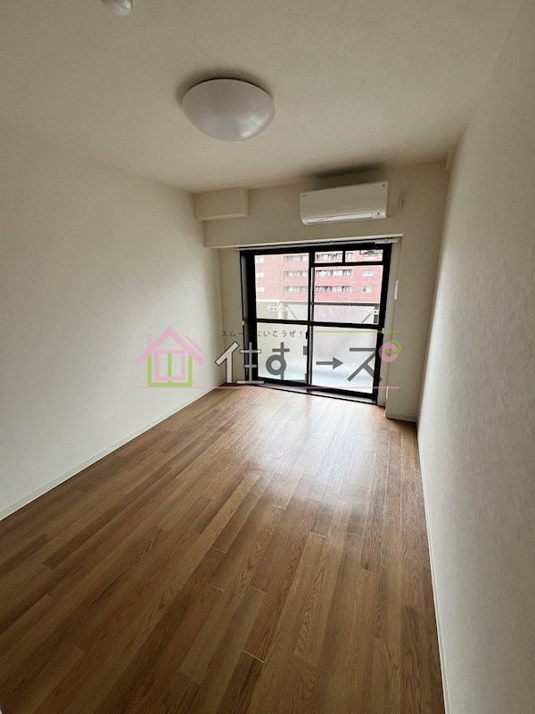 ローズコーポ西中島 ベッドルーム