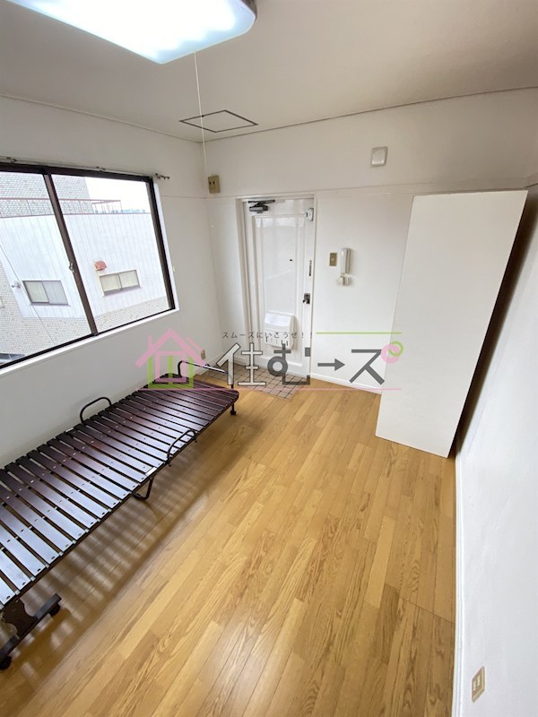 井上ビル リビング