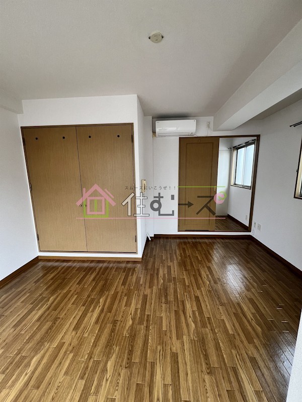 モデラート リビング