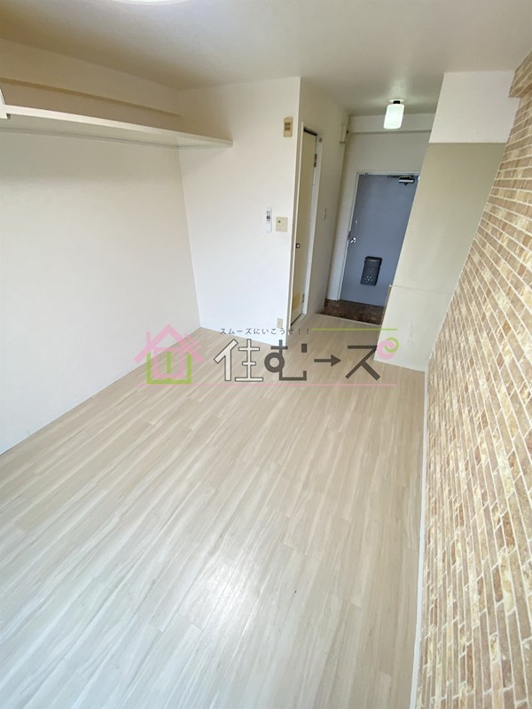 シャトー相川 リビング