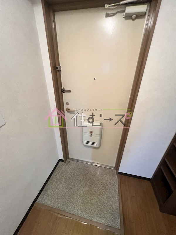 リバティ内代 玄関