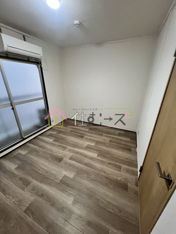 ナカジョウマンション ベッドルーム