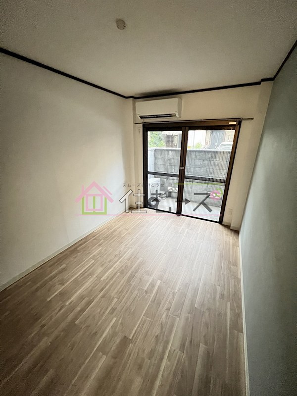 青井ハイツ ベッドルーム