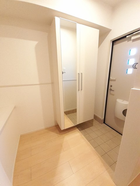 イルミナール 玄関