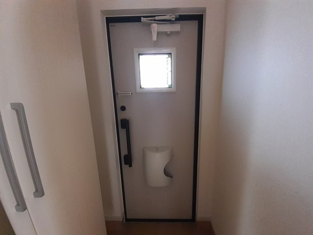 サニーコート初町 玄関