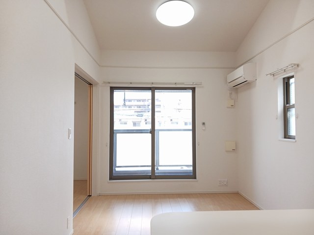 レジデンス　サピー リビング