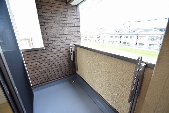 モデルノ　リヴァー ベランダ