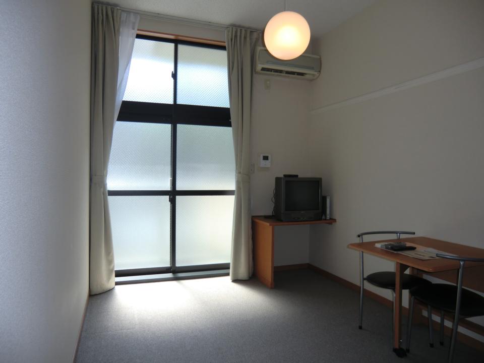 レオパレスアエデース　サクラ その他3