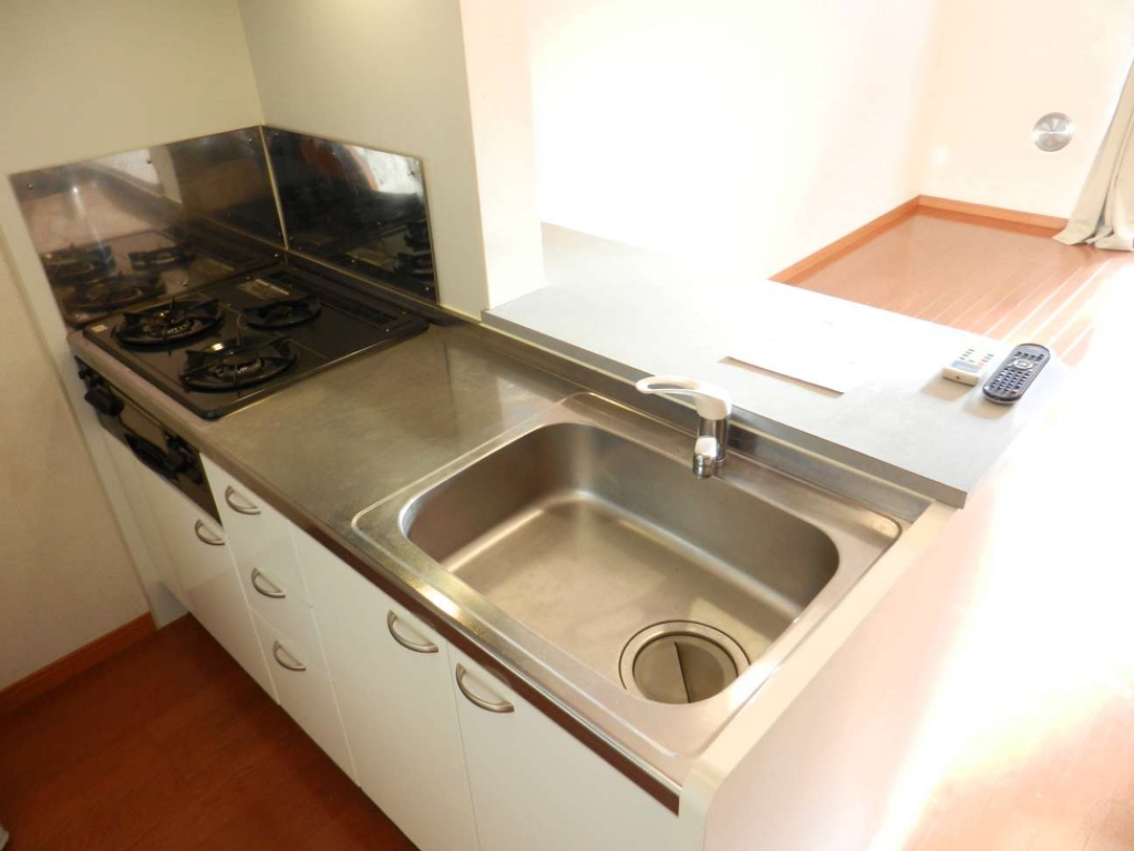 レオパレスウォームコーポ深阪 キッチン