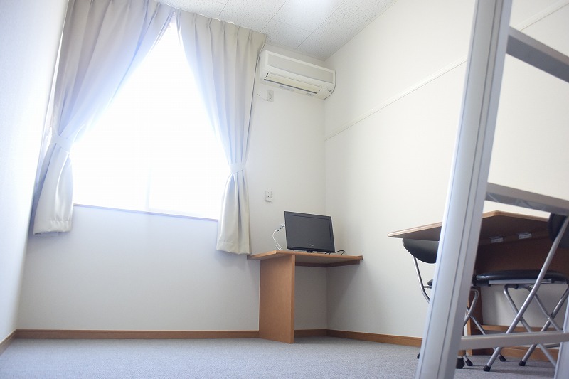 レオパレス白百合 その他4