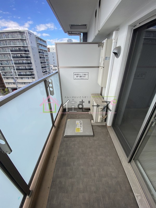 TOYOTOMI STAY PREMIUM ナンバ桜川 ベランダ