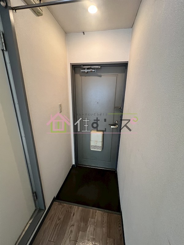 デイズ境川 玄関