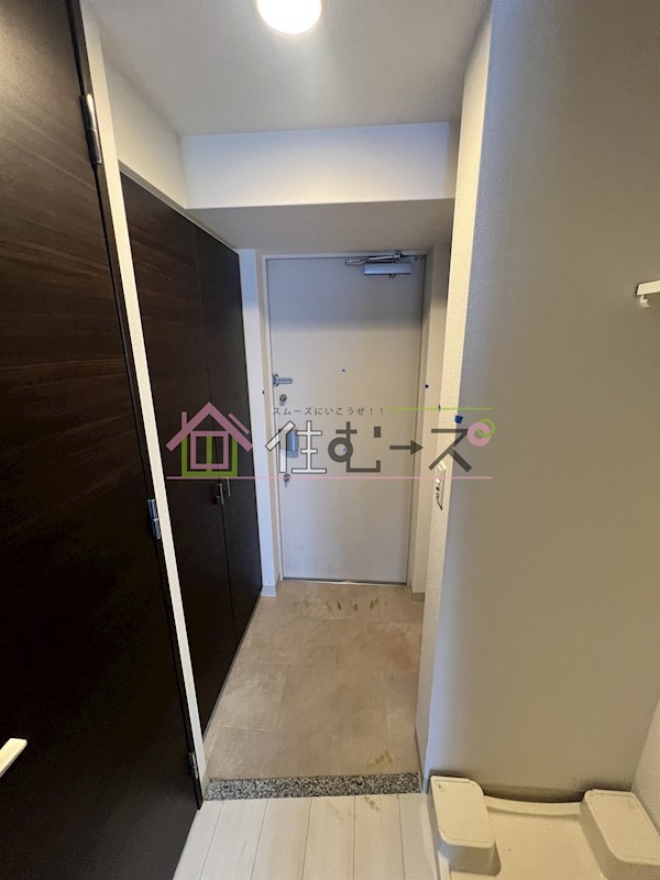 エステムコートディアシティWEST 玄関