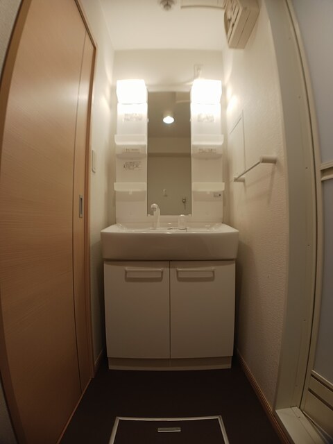 シェ　モア　Ⅱ その他1