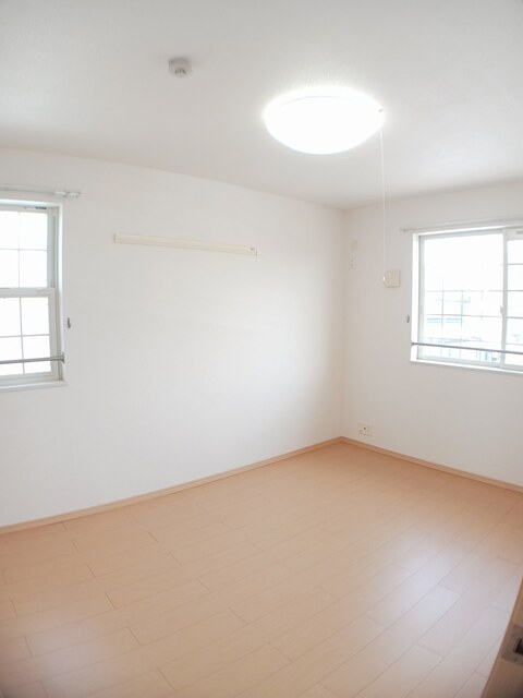 シェ　モア　Ⅱ その他2