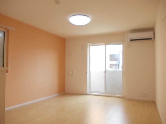 ソレイユ　アルドーレ リビング