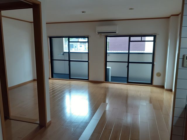 マーベラス　コンドミニアム リビング