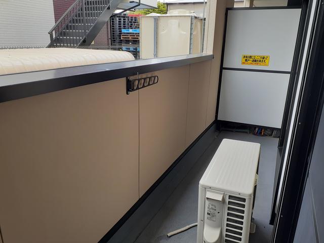 マーベラス　コンドミニアム ベランダ