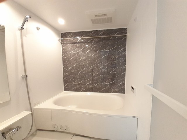 セレーノメゾン 風呂画像