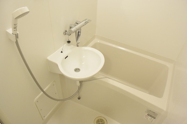 レオパレスＧ　パーク 風呂画像