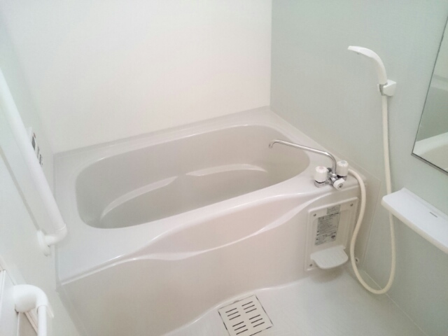 インヴィテ・ボヌ－ルⅡ番館 風呂画像