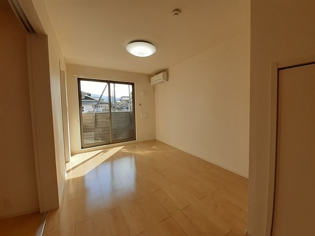 レジデンスひかり リビング