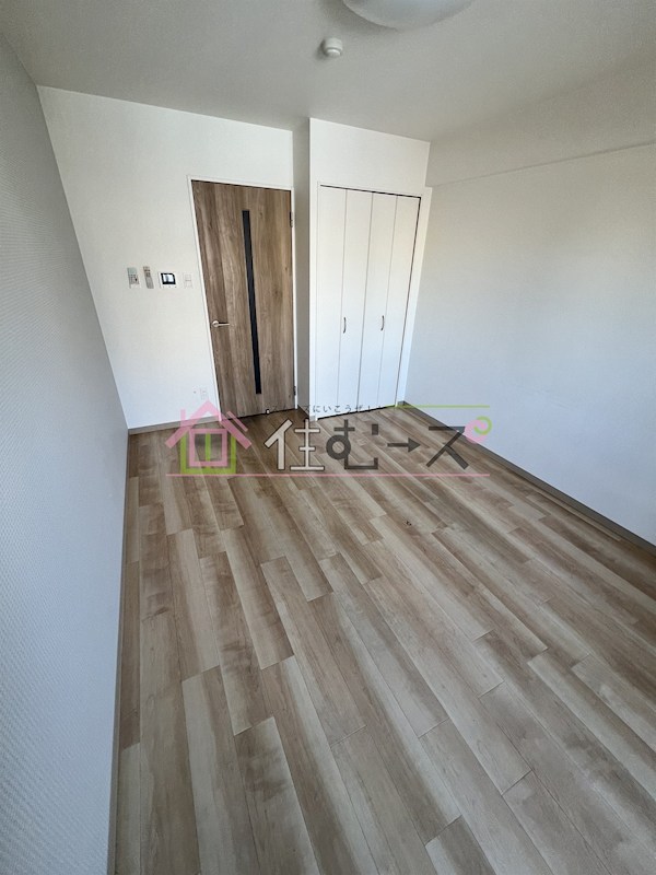 K-フロント今宮１番館 リビング