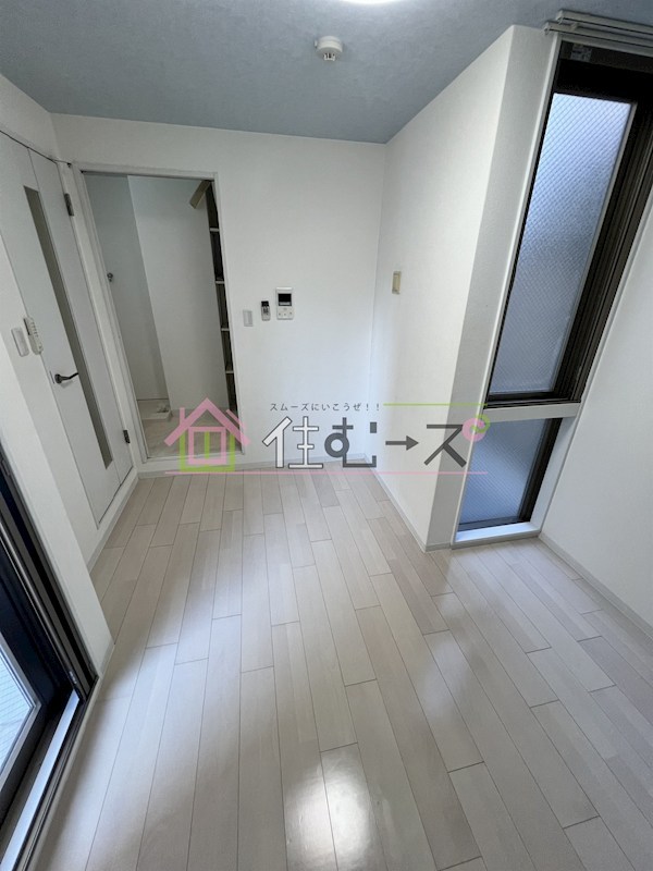 グランエクラ天下茶屋 リビング