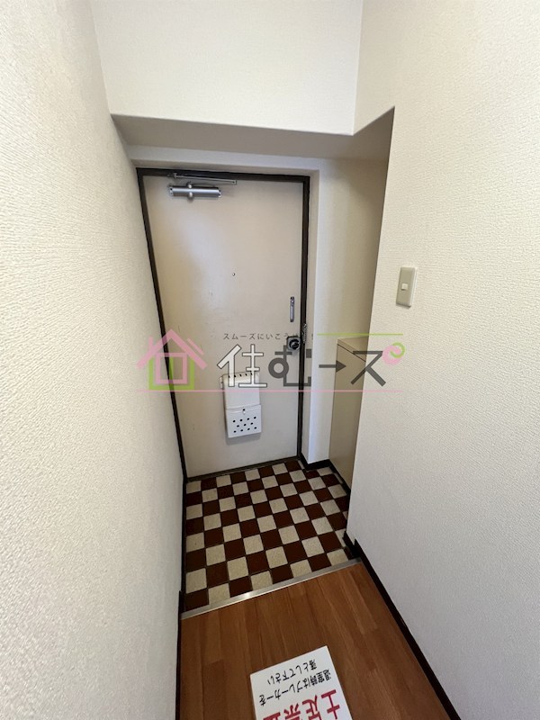 新大阪グランドハイツ北 玄関