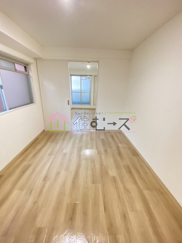 ジョイフルミサキ リビング