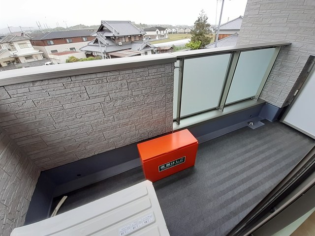 ロンガ　ヴィータ和泉Ⅱ ベランダ